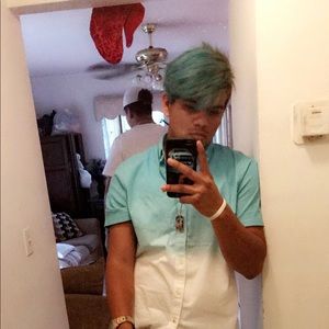 Meet your Posher, Emmanuel